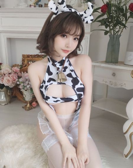 欧美裸体体表演_1080P免费观看
