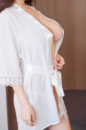 女性潮喷白浆视频_720手机在线看
